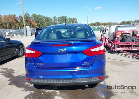 2013 Ford Focus Se из США, поврежденный, VIN 1FADP3F23DL336498